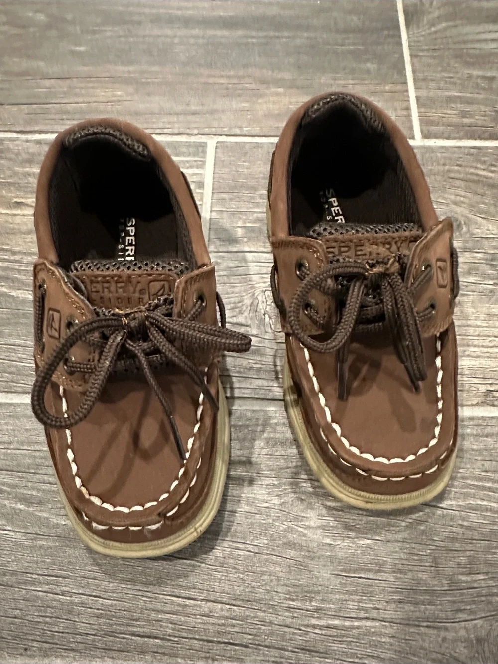Sperry classic topsider